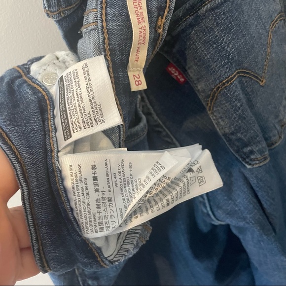 Levi’s 721 High Rise Skinny Blue Medium Wash Skinny Jean Size 28 - Picture 10 of 11